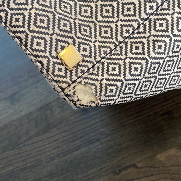 Stella & Dot White and Black Patterned Tote GUC - Picture 5 of 13